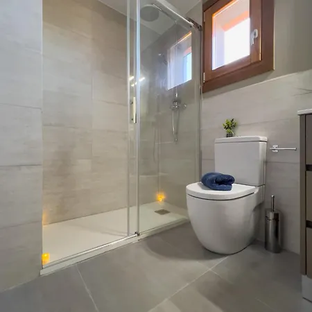 Apartment Bedoll Blanc Nuevo En Alquiler Sainte-Leocadie