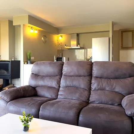 Apartment Bedoll Blanc Nuevo En Alquiler Sainte-Leocadie